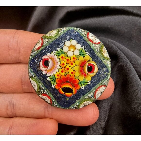 Vintage Micro Mosaic Italy Signed Floral Flowers Brooch - Picture 4 of 5